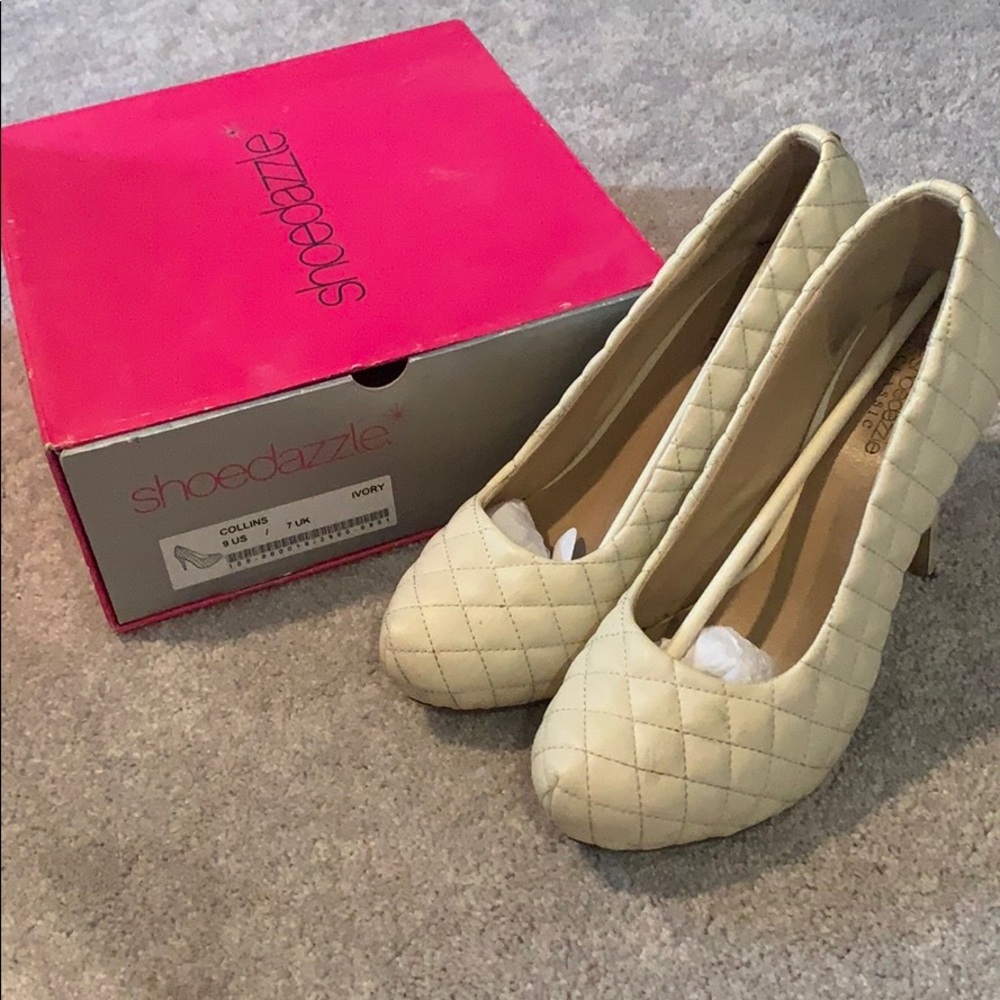 Shoedazzle quilted heels
